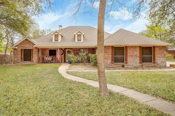 6108 Feather Wind Drive, Fort Worth, TX 76135