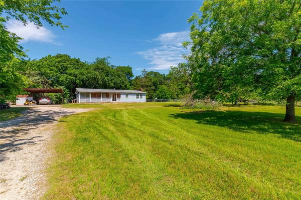 10054 County Road 2304, Quinlan, TX 75474