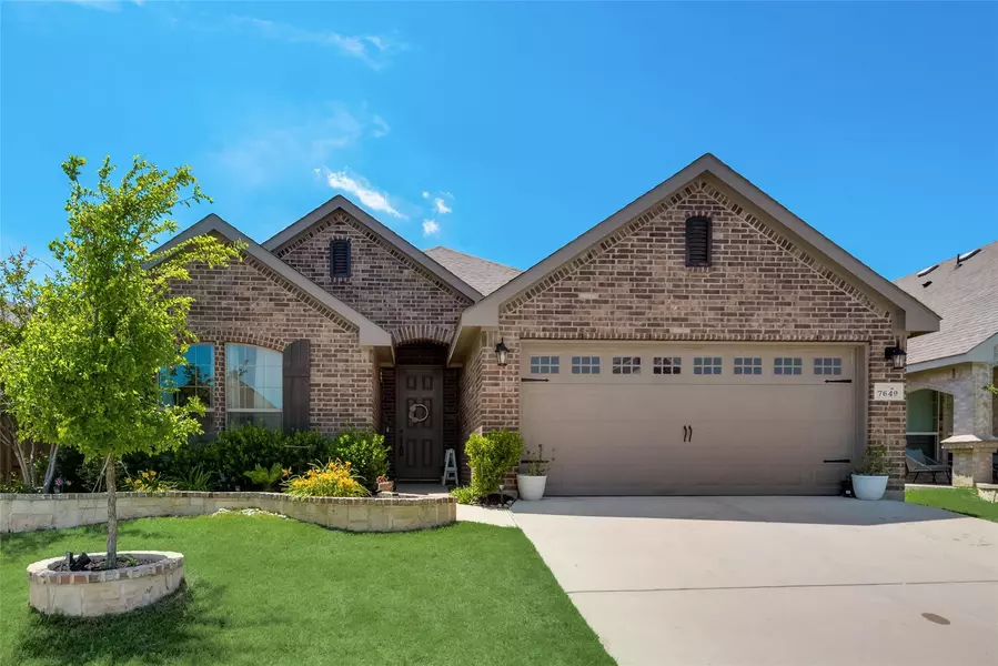 7649 Northumberland Drive, Fort Worth, TX 76179