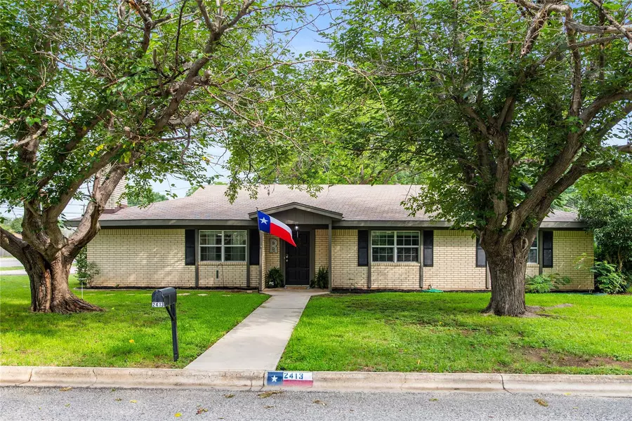 2413 Monticello Drive, Brownwood, TX 76801