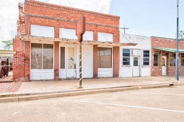 112 Market Street, Baird, TX 79504