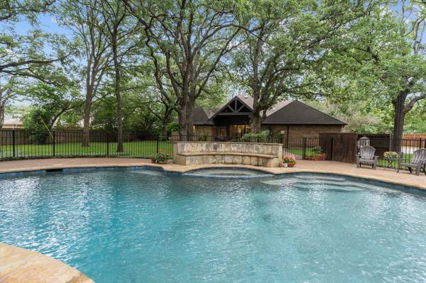 650 Ginger Court,  Southlake,  TX 76092