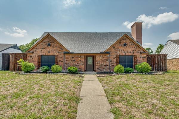 2913 Riviera Drive, Garland, TX 75040