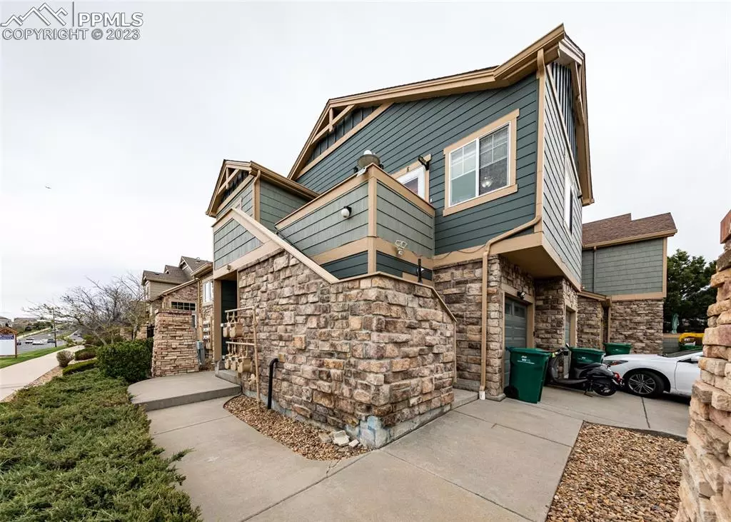 Aurora, CO 80016,5650 S Algonquian WAY #E