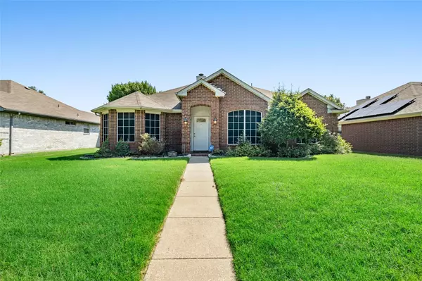 2334 Briarbrook Lane, Garland, TX 75040