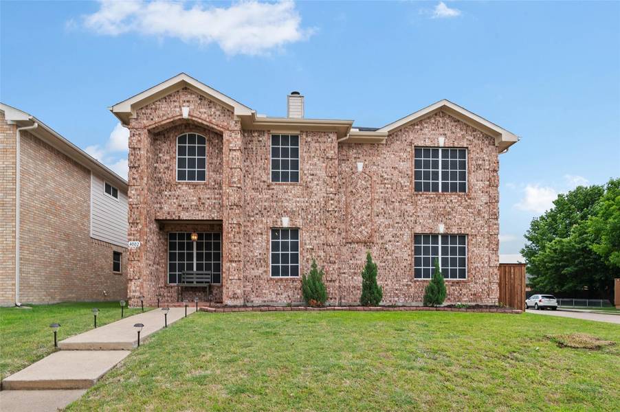 4002 Evinrude Drive, Rowlett, TX 75088