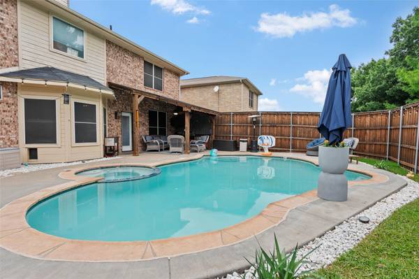 Rowlett, TX 75088,4002 Evinrude Drive