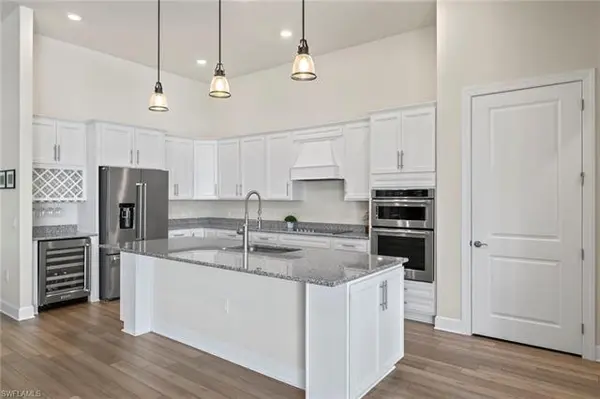 19466 The Place BLVD, Estero, FL 33928