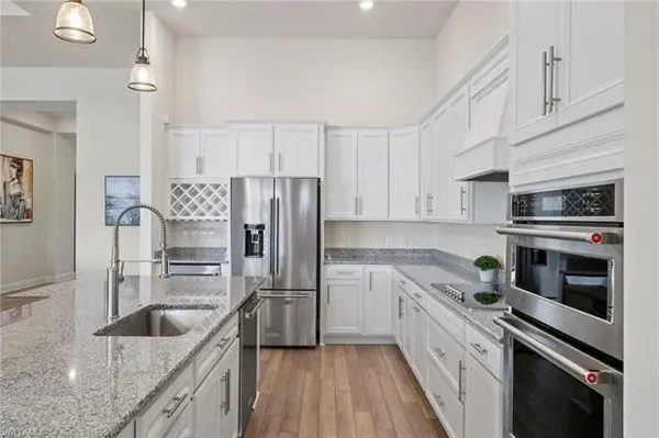 19466 The Place BLVD, Estero, FL 33928