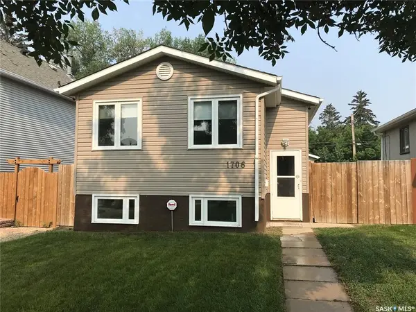 1706 1st AVENUE N, Saskatoon, SK S7K 1Z6