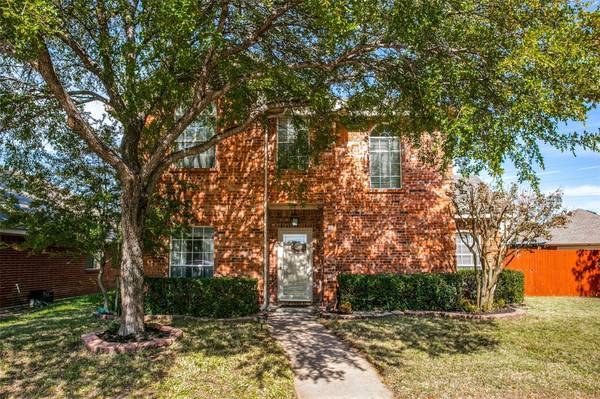 1461 Apenzell Lane, Lewisville, TX 75067