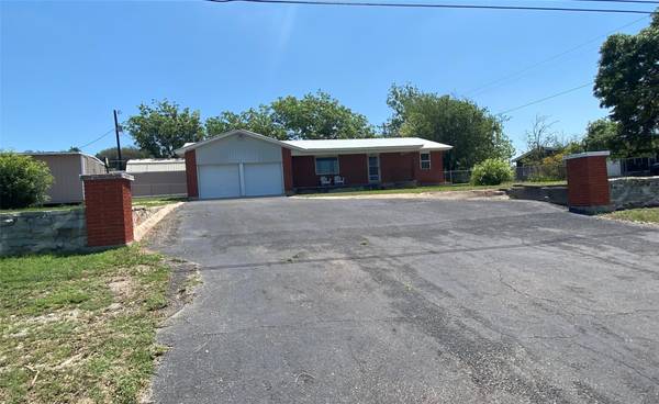 198 US Highway 84 W, Goldthwaite, TX 76844