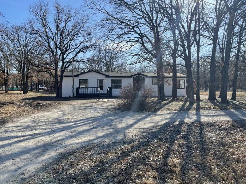 429 E Rabbit Cove Road, West Tawakoni, TX 75474