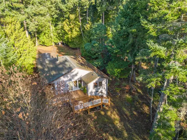 Pender Island, BC V0N 2M2,3731 Bosun Way