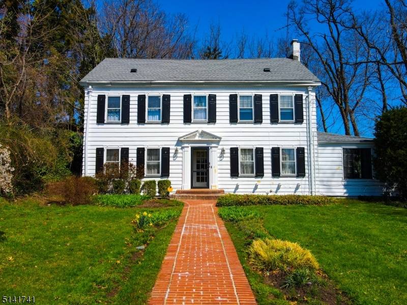 15 Overlook Ave, Paterson City, NJ 07504