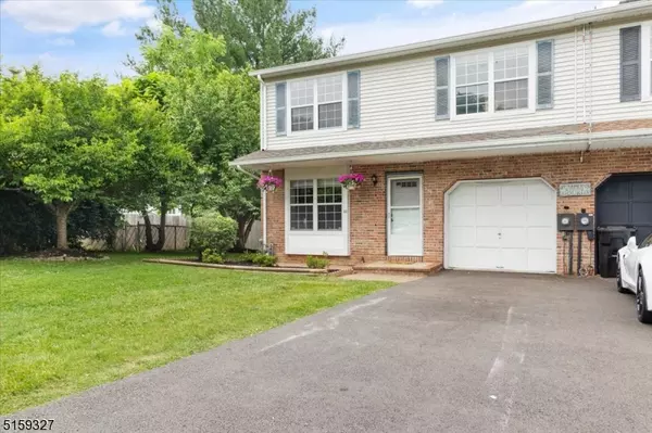 62 Lenape Trl, Washington Boro, NJ 07882