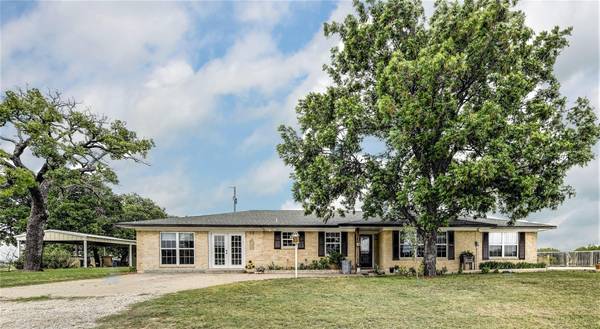 308 Hill Top Road, Bellevue, TX 76228