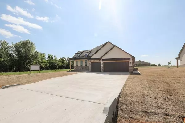 Tuttle, OK 73089,798 Ole Rock Creek Lane