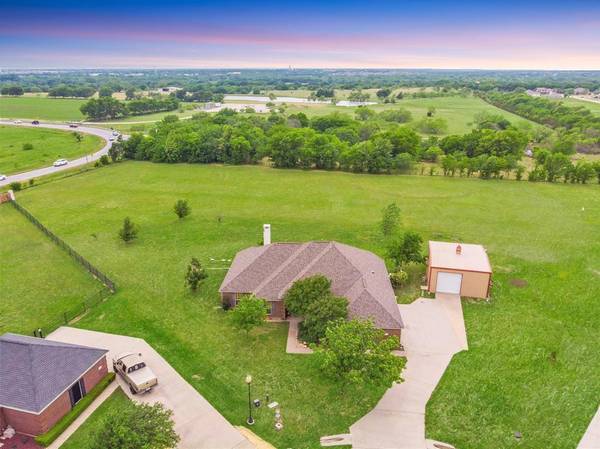 7831 Clover Ridge Drive, Northlake, TX 76247