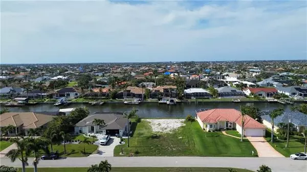 2203 SW 52nd ST, Cape Coral, FL 33914