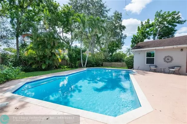 Sunrise, FL 33326,736 SW 158th Terrace