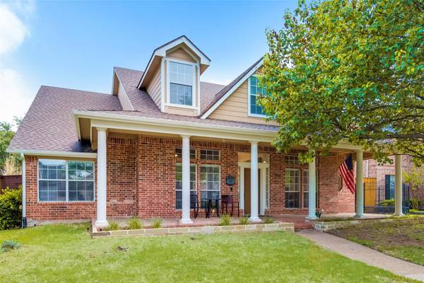 2520 Sir Tristram Lane, Lewisville, TX 75056