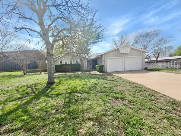 Fort Worth, TX 76116,8321 Tucson Trail