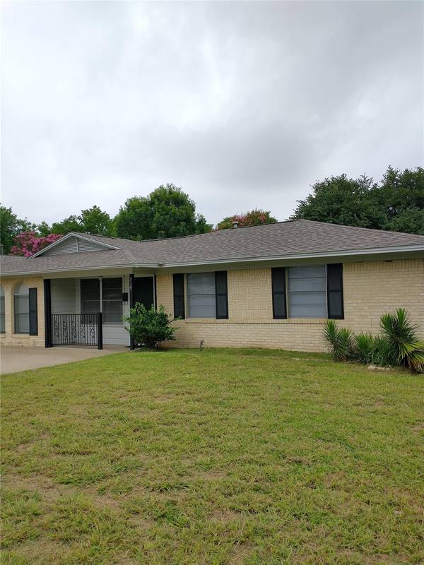 519 W Kearney Street,  Mesquite,  TX 75149