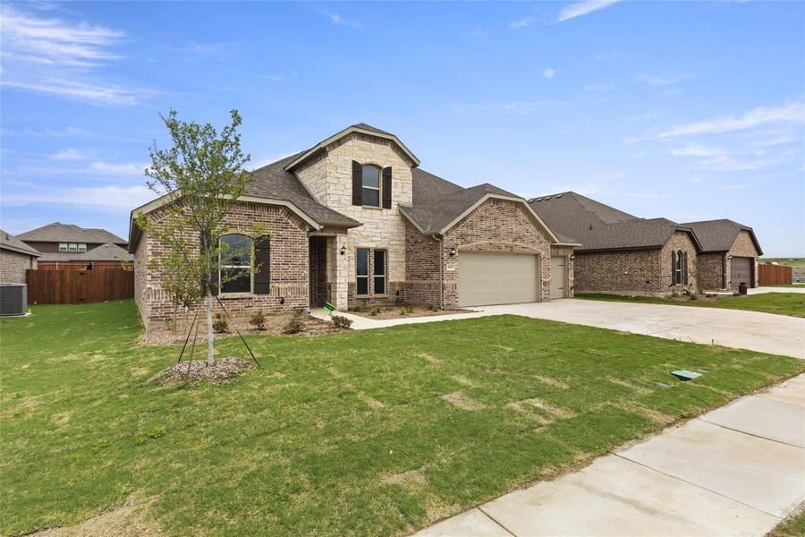 1613 Radecke Road, Krum, TX 76249