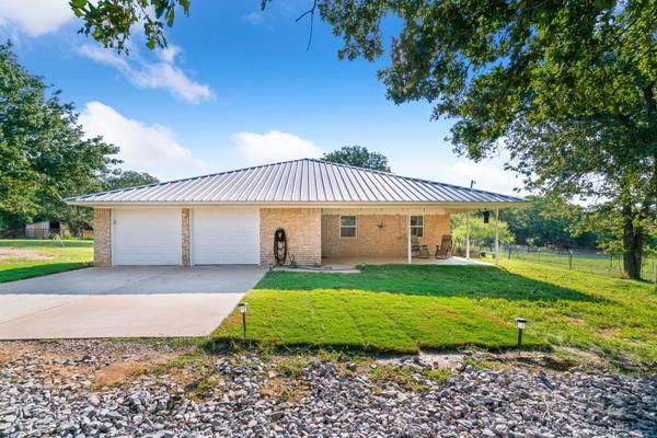 781 County Road 1749, Chico, TX 76431