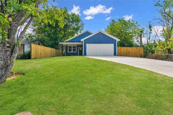 912 Duke Street, Weatherford, TX 76086