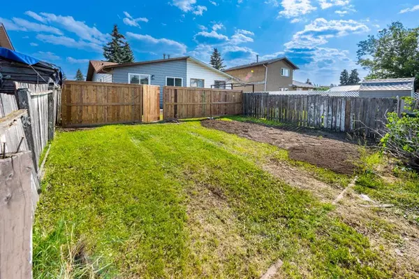 Calgary, AB t1y 3h3,39 rundlelawn CT NE