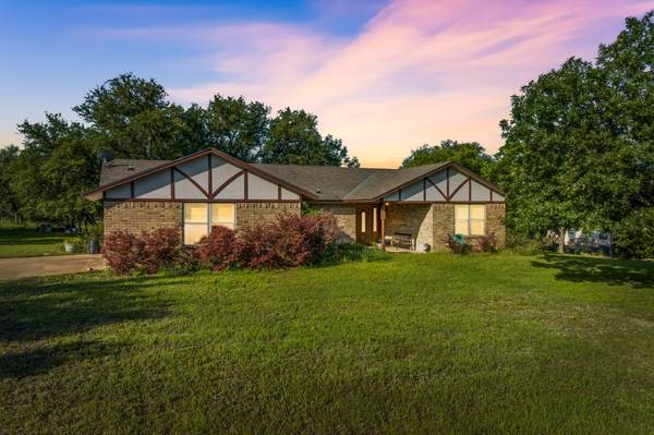 601 Rolling Hills Road, Gatesville, TX 76528