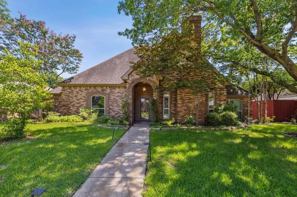 3314 Oak Trail Drive, Rowlett, TX 75088