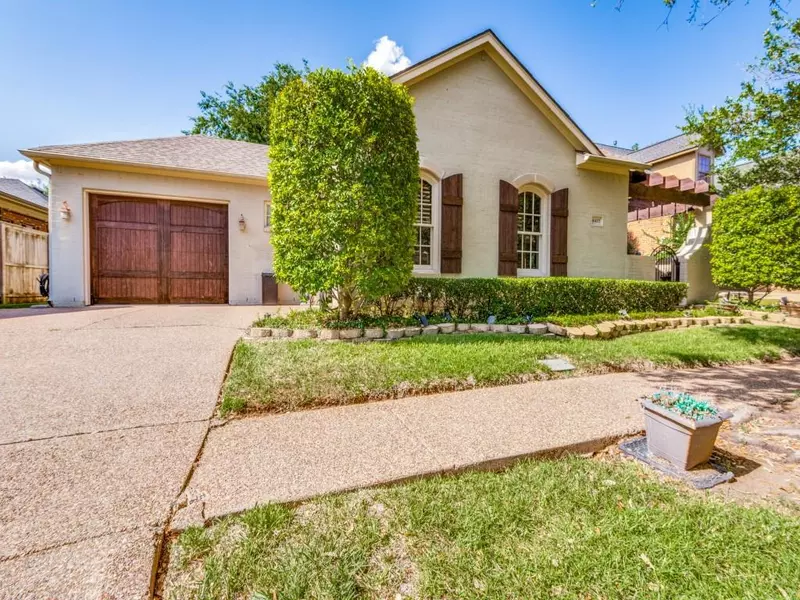 6417 Tuscany Park Drive, Arlington, TX 76016