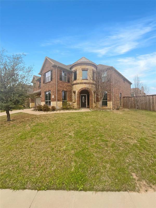 418 Bristol Street, Roanoke, TX 76262