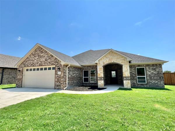 534 Limestone Circle, Mabank, TX 75147