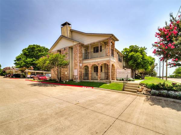 2835 Keller Springs Road #802, Carrollton, TX 75006