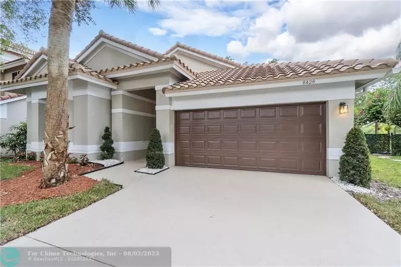 8426 NW 57th Dr, Coral Springs, FL 33067