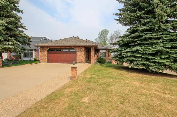 Red Deer, AB T4R 2A8,3 Dickenson Close