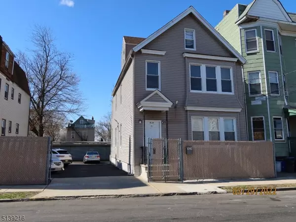 26-28 Dassing Ave, Newark City, NJ 07106