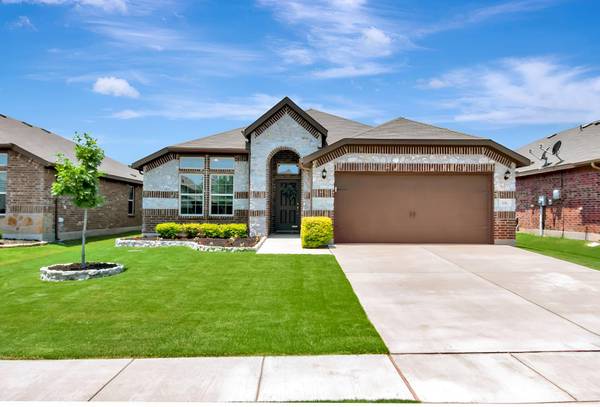 616 Ridge View Way, Justin, TX 76247