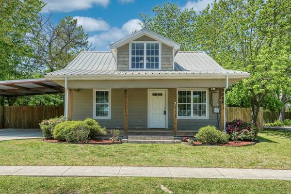 3904 Gordon Street, Greenville, TX 75401