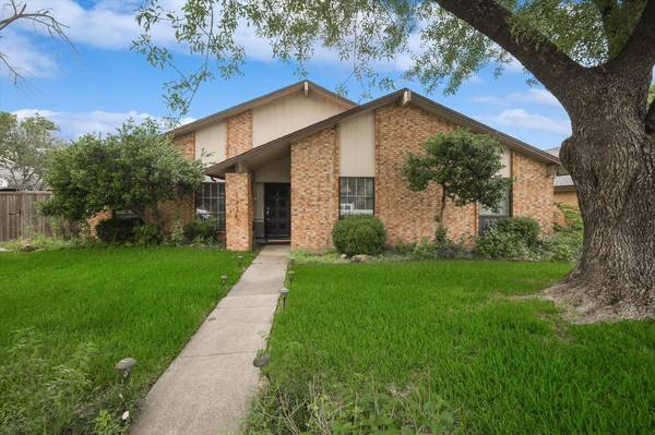 5218 Barcelona Drive, Garland, TX 75043