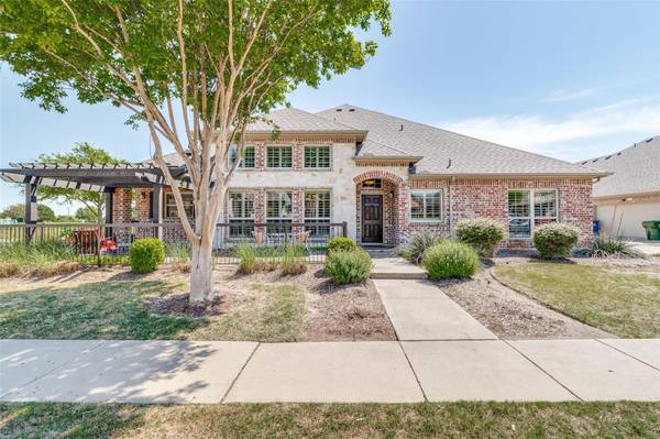 5723 Hummingbird Lane, Fairview, TX 75069