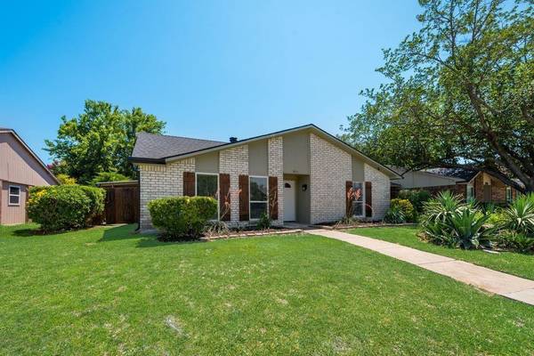 8810 Westfield Drive, Rowlett, TX 75088