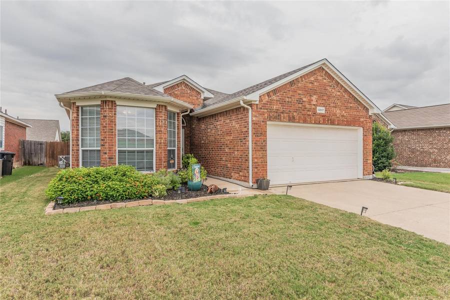 12917 Farmington Drive, Fort Worth, TX 76244