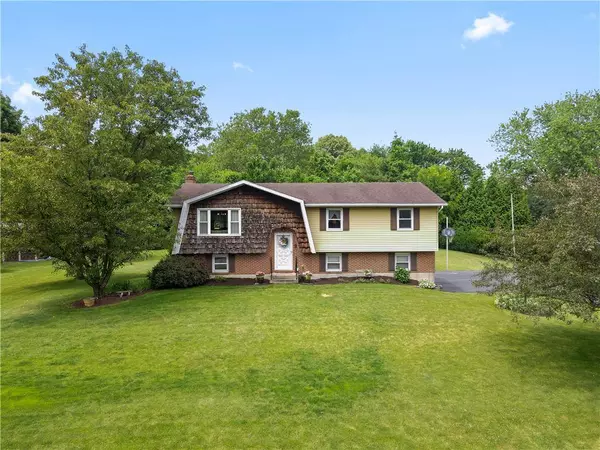 681 Concord Road, Lower Nazareth Twp, PA 18064