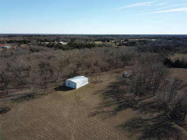 4711 County Road 1040, Celeste, TX 75423