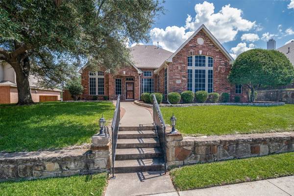 5202 Panama Drive, Rowlett, TX 75088